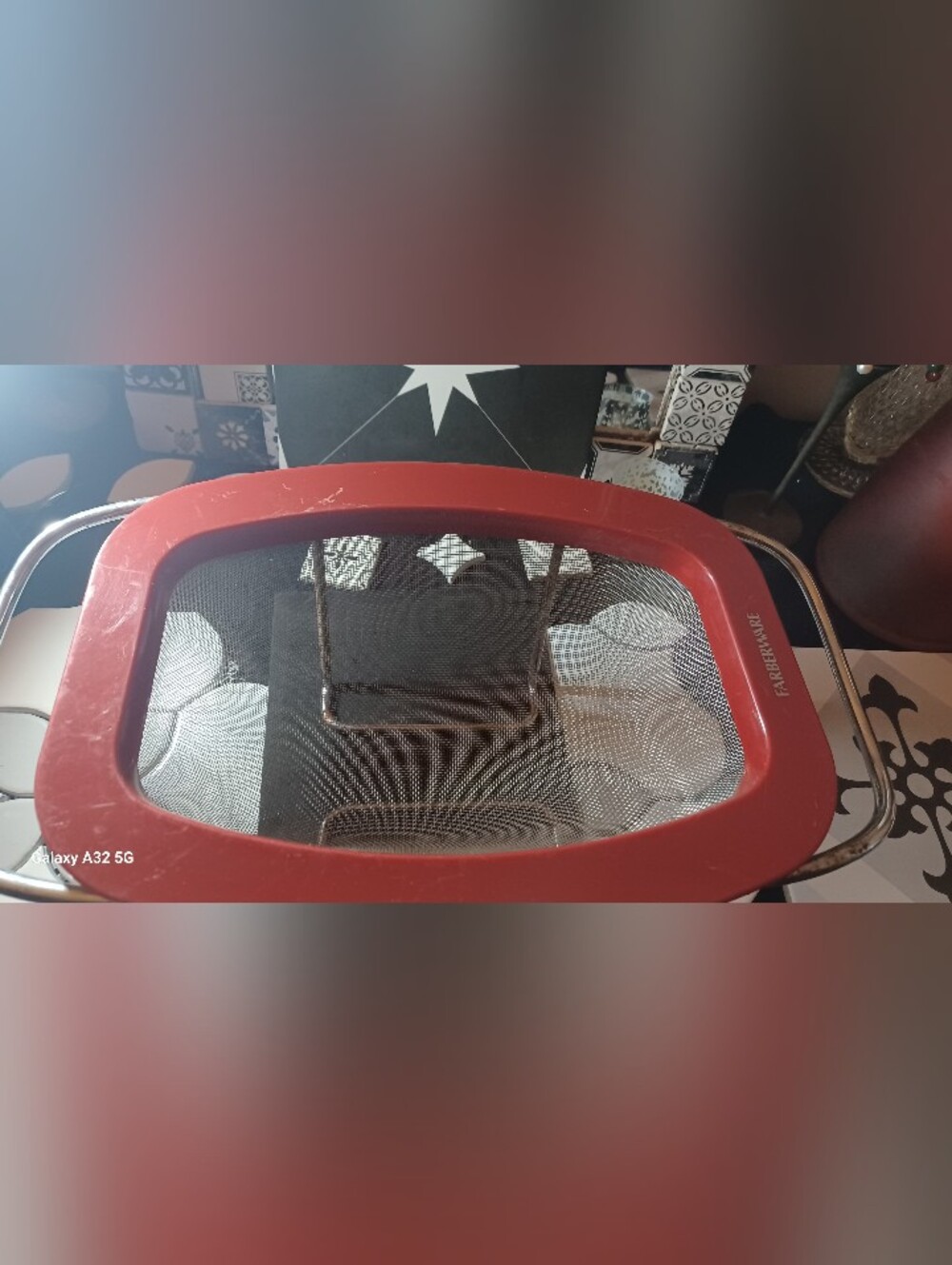 Farberware Red Mesh Collinder